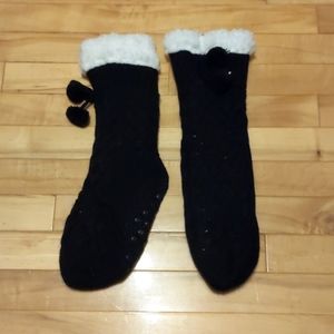 BLACK READING SOCKS